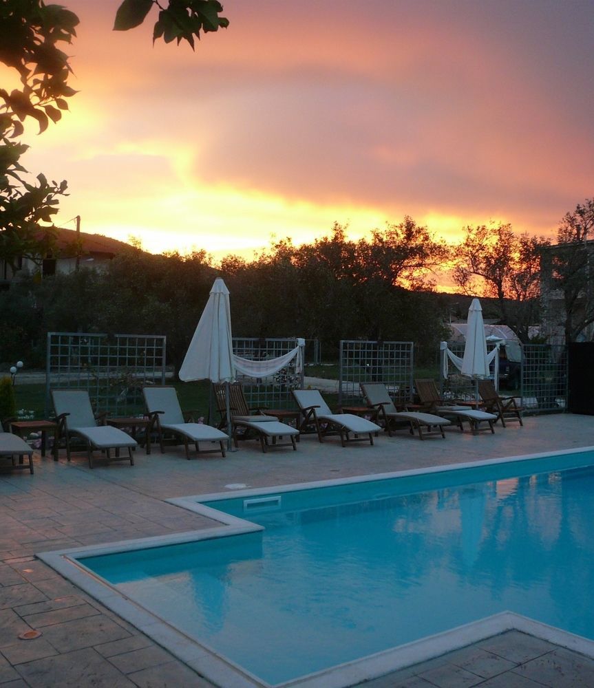 Hotel Avra ลิเกีย ภายนอก รูปภาพ